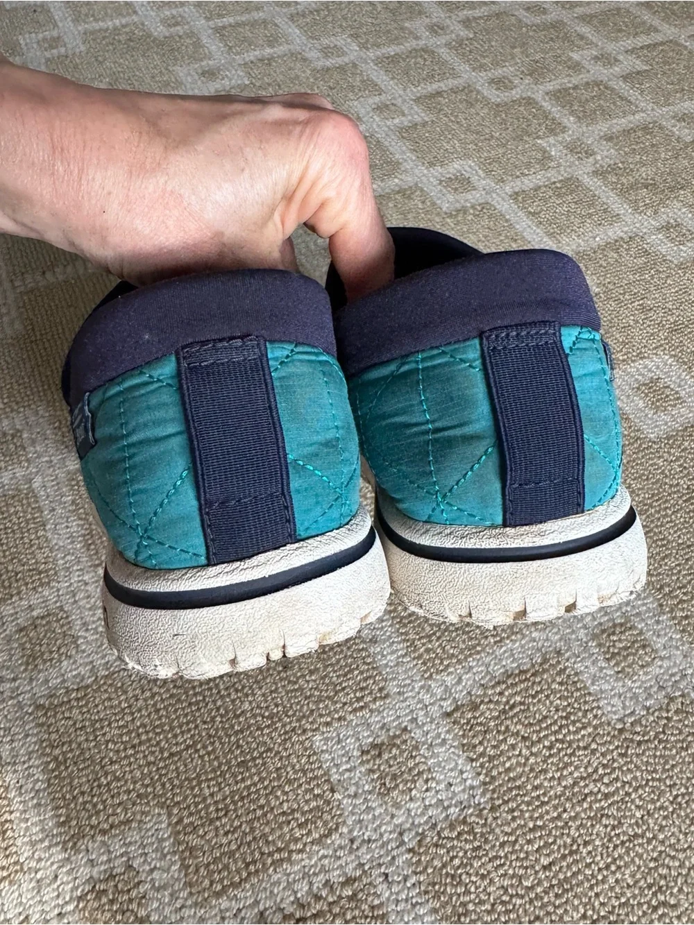 L.L.Bean Primaloft Quilted Slip On Camp Shoes Teal Kids Size 5